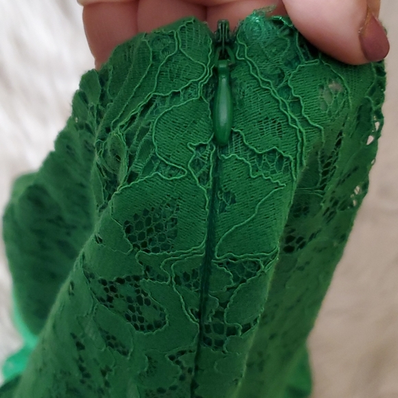 **Zara Lace Green Shorts** - Picture 4 of 4